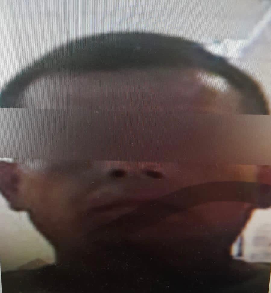 Image default